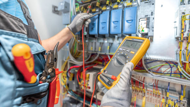 Best Affordable Emergency Electrician  in Dalworthington Gardens, TX